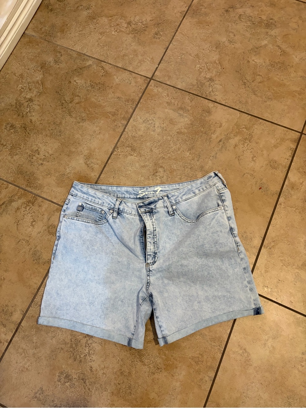 Light Wash Denim Shorts - Classic High Waist